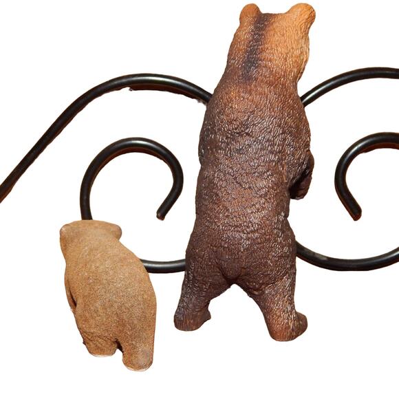 1 Vintage 1960's Flocked YELLOWSTONE Bear & 1 Lifelike Bear - Picture 6 of 8